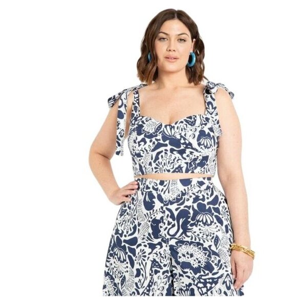 Eloquii Crop Top Tie Shoulder Floral Printed Blue & White Size 24 Summer Fun - Picture 1 of 10